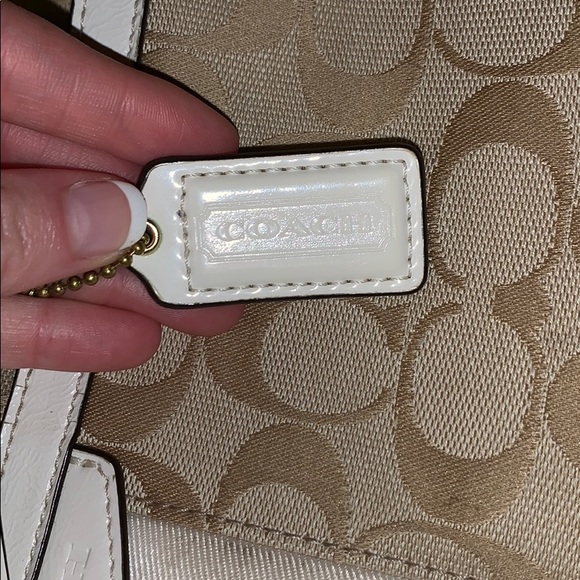 Coach Purse - Picture 5 of 6